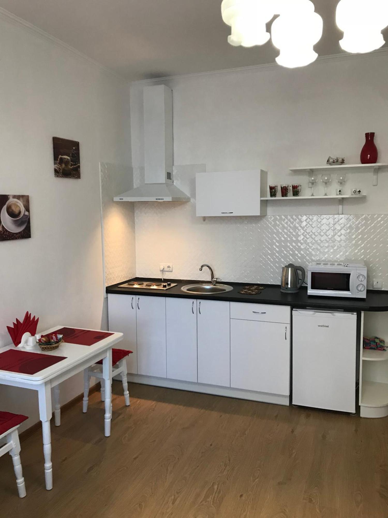 Light Apartments TTchernihiv Extérieur photo